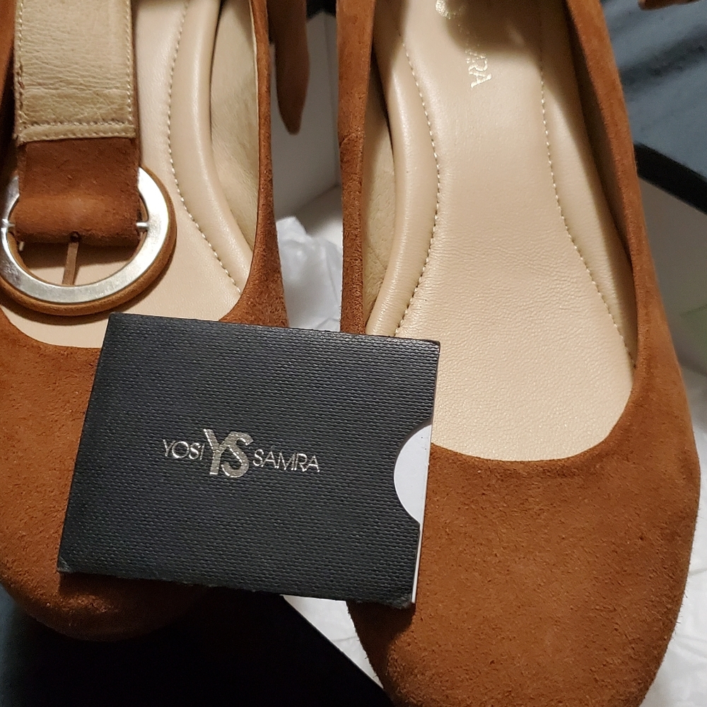 Authenic Yosi Samra Flats with Strap around the ankle Size 10 Suede Brand new.